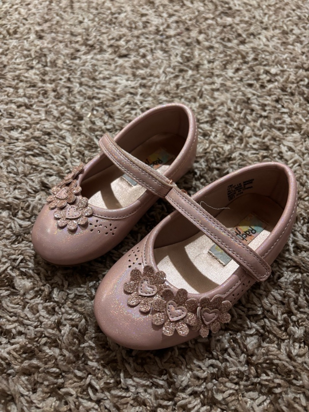 Kids Pink Mary Jane Dress Shoes with Floral Heart Detail
